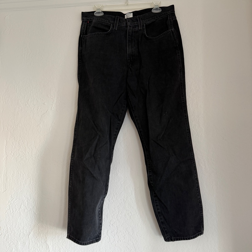 Sunday Best Low Key Mom Jeans in Washed Black. Size 31 - Picture 4 of 10